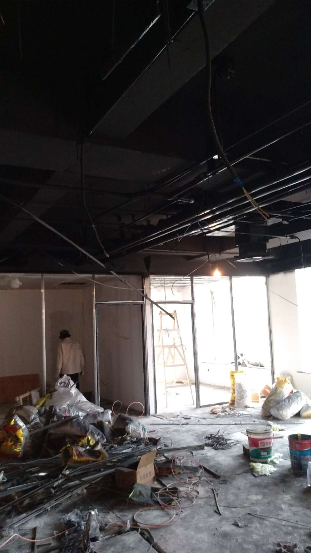 北京喷涂料，专业施工